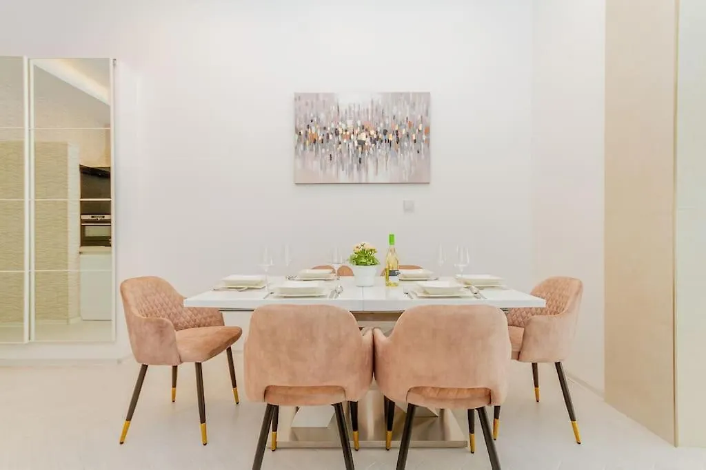 The Opulent Oasis By Newave Apartments Будапешт Венгрия